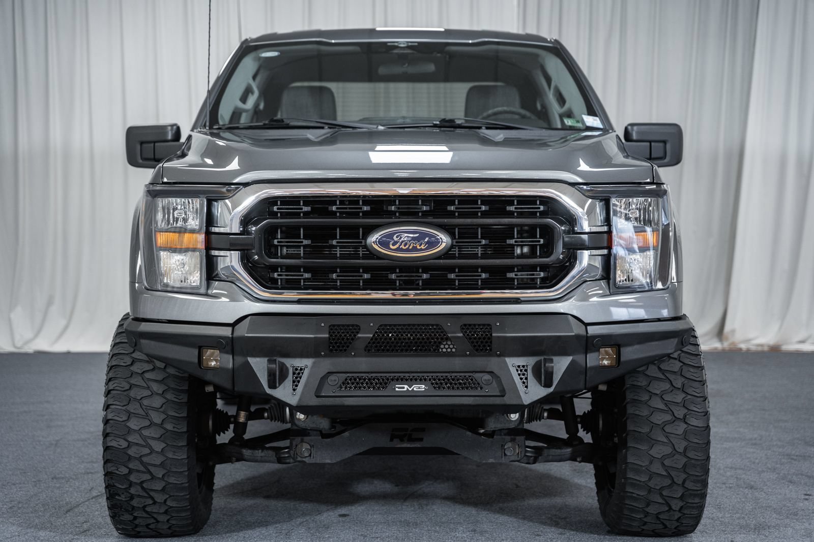Used 2023 Ford F150 XLT AWD/4WD image 2