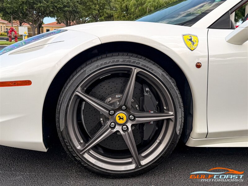 Used 2014 Ferrari 458 Spider RWD image 40