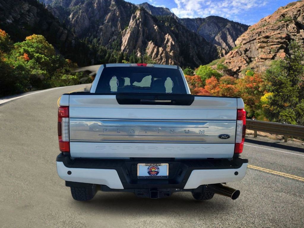 Used 2019 Ford F350 Platinum w/ Platinum Ultimate Package image 4