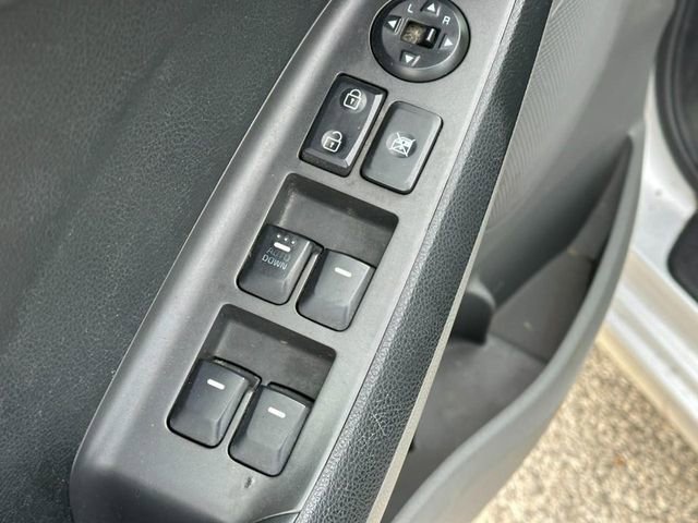 Used 2017 Kia Forte LX image 16