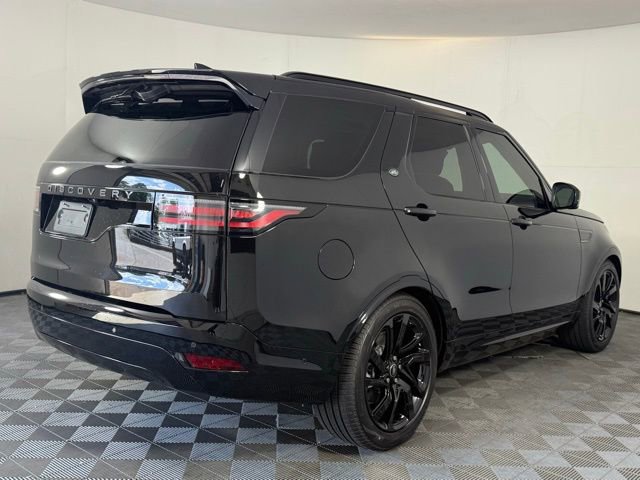Certified 2025 Land Rover Discovery Dynamic SE image 9