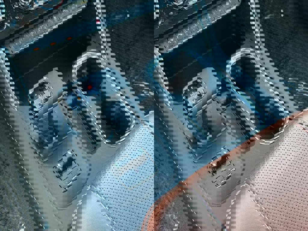 Certified 2024 GMC Sierra 1500 Denali Ultimate image 13