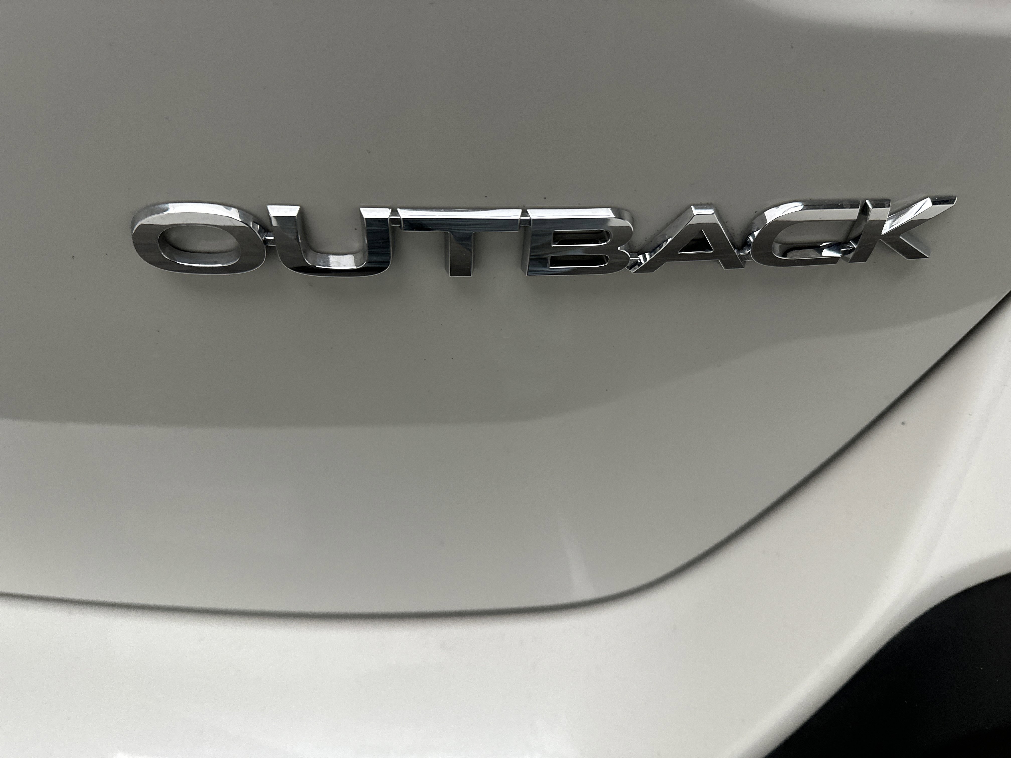 Used 2024 Subaru Outback Premium image 12