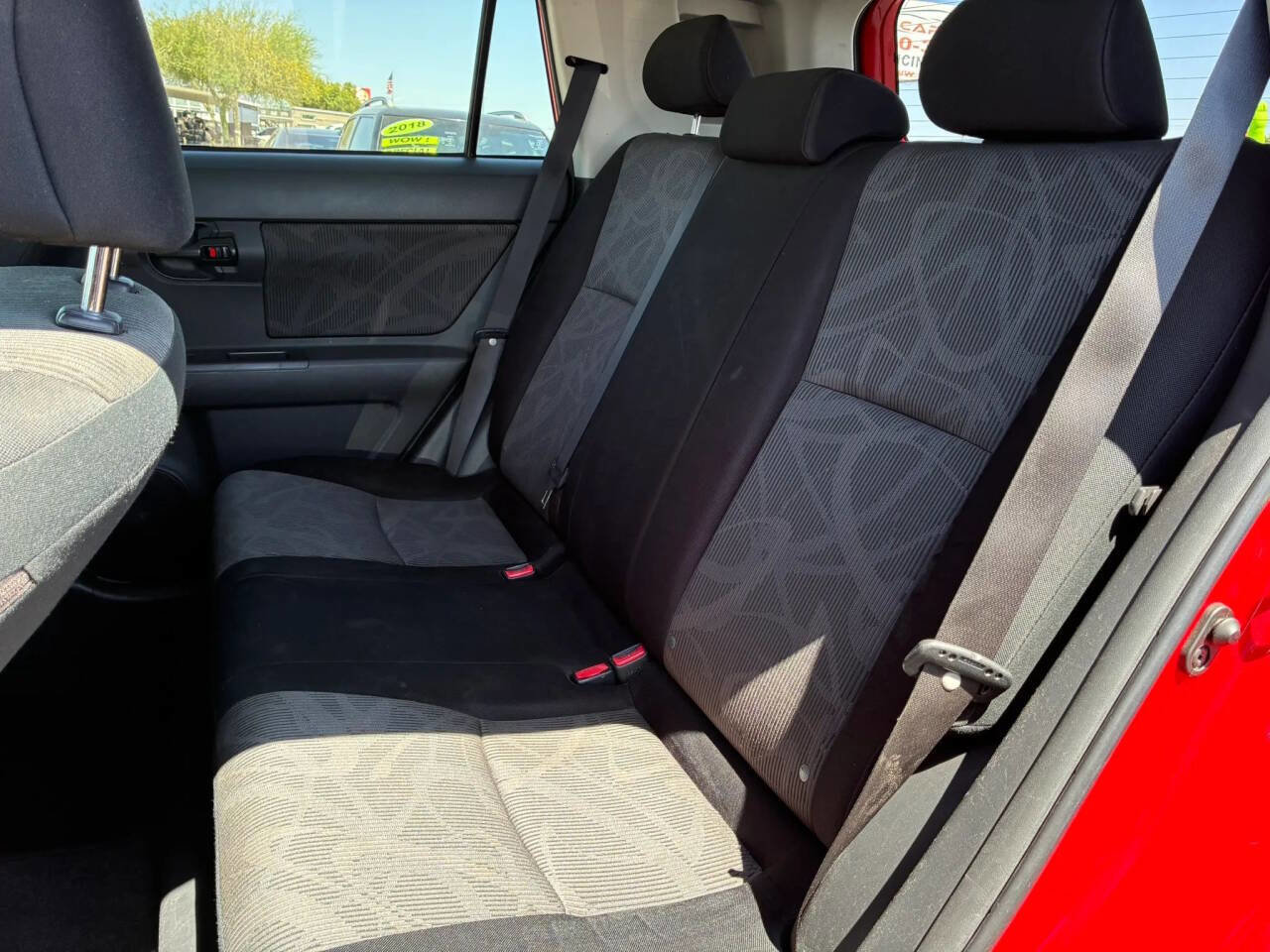 Used 2013 Scion xB FWD image 19