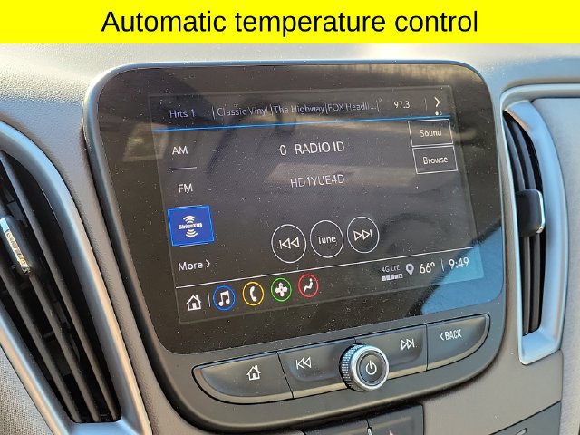 Used 2025 Chevrolet Malibu LT FWD image 15