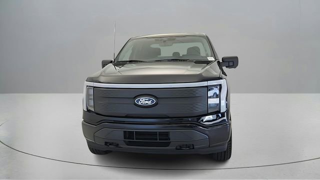 New 2025 Ford F150 Lightning XLT video 2