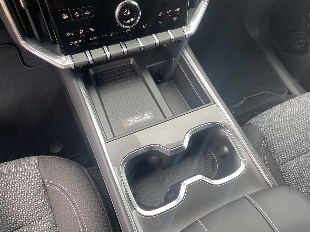 New 2026 GMC Acadia Elevation image 15