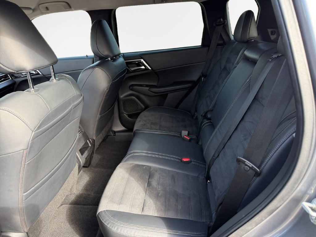 Used 2022 Mitsubishi Outlander SE FWD image 24