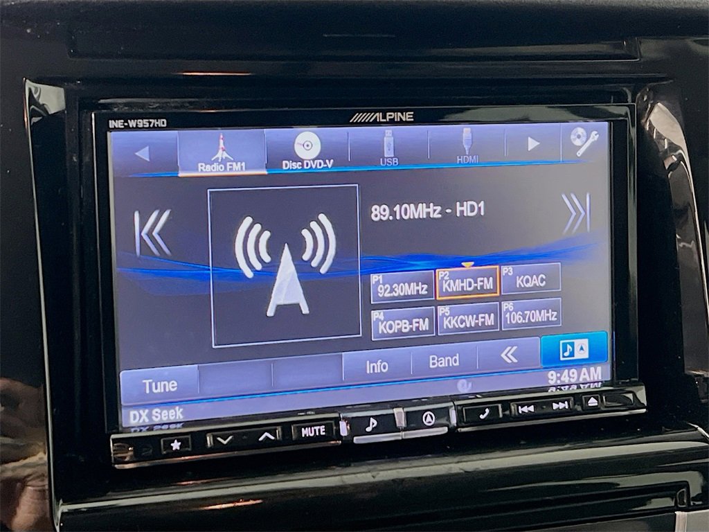 Used 2014 Toyota Tundra SR5 w/ SR5 Upgrade Package image 14