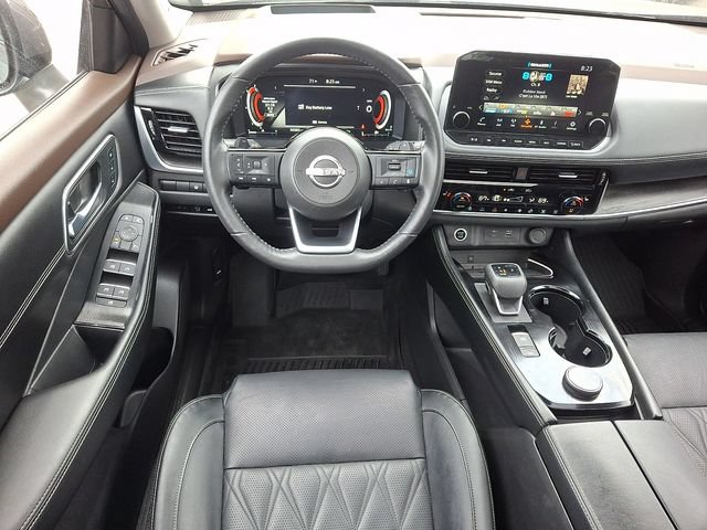 Certified 2023 Nissan Rogue Platinum w/ Platinum Premium Package AWD/4WD image 13