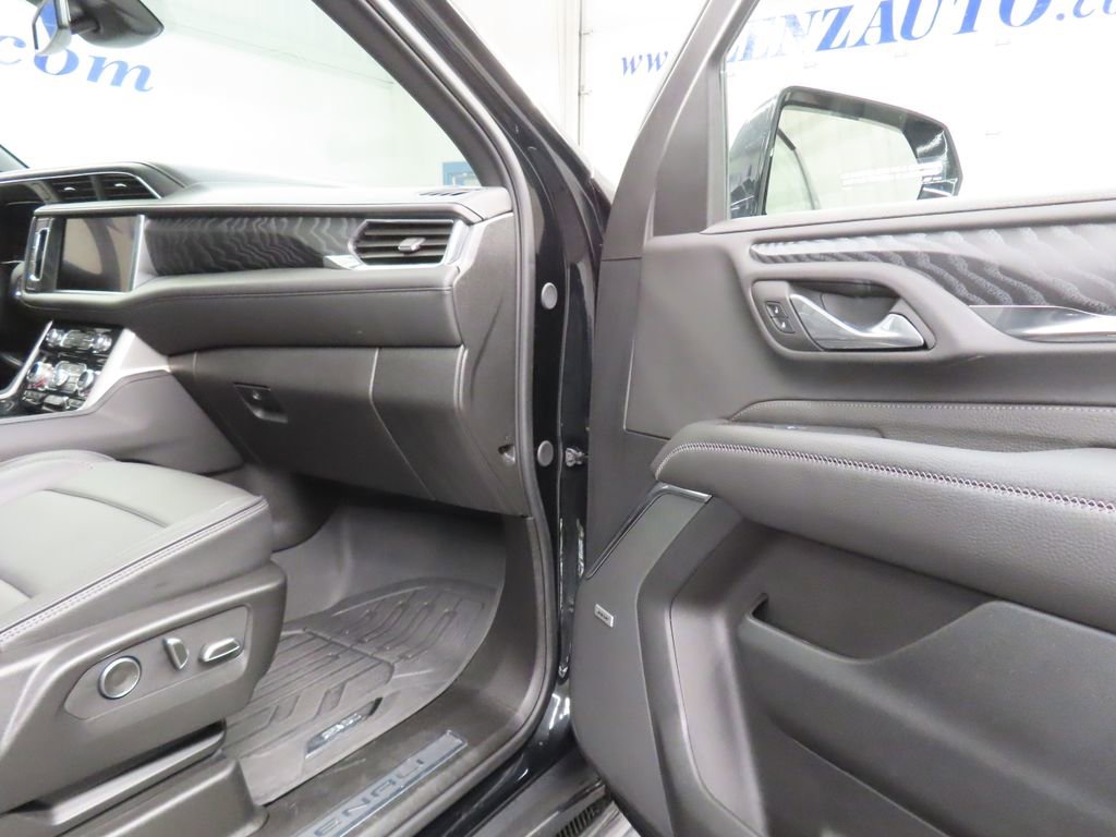 Used 2024 GMC Yukon Denali w/ Max Trailering Package AWD/4WD image 37