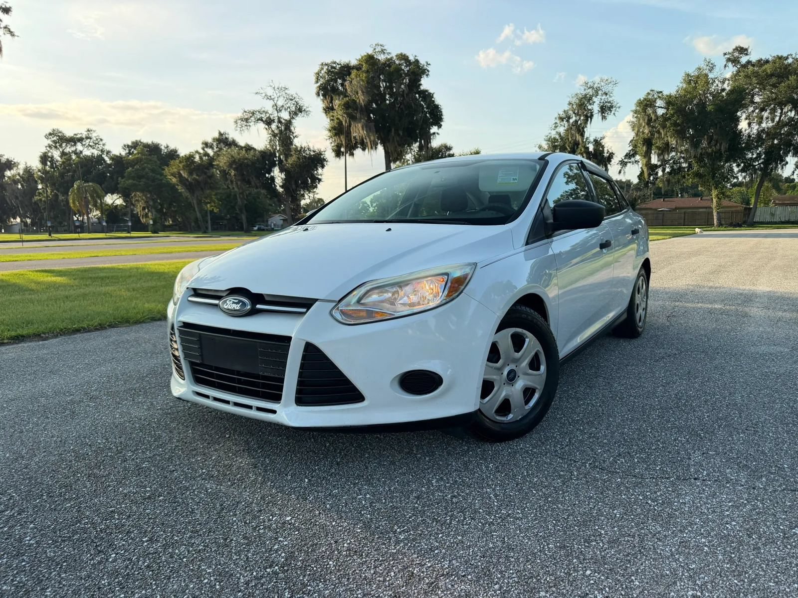 Used 2014 Ford Focus S FWD image 1
