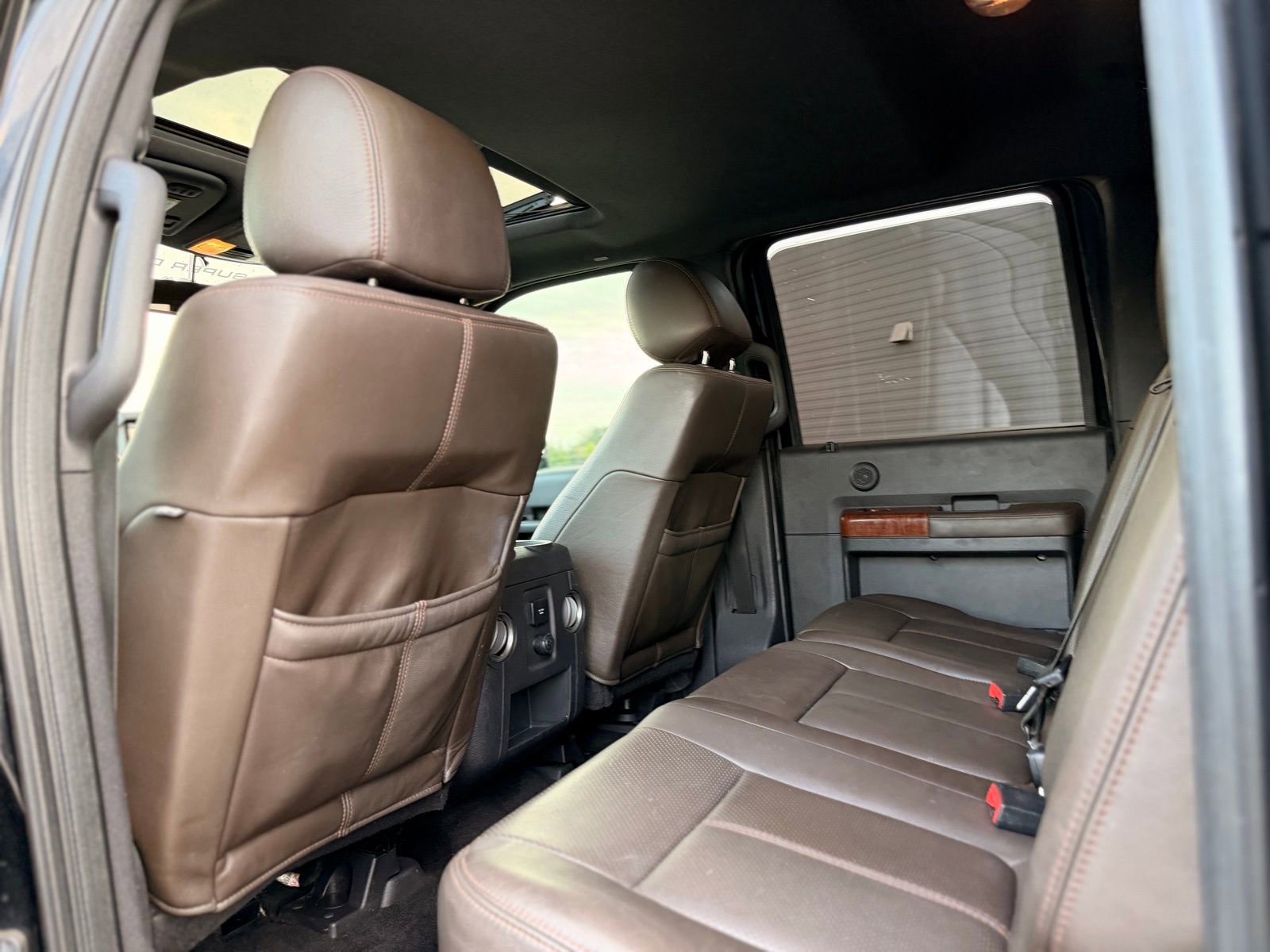 Used 2015 Ford F250 King Ranch w/ King Ranch w/Chrome Package image 31