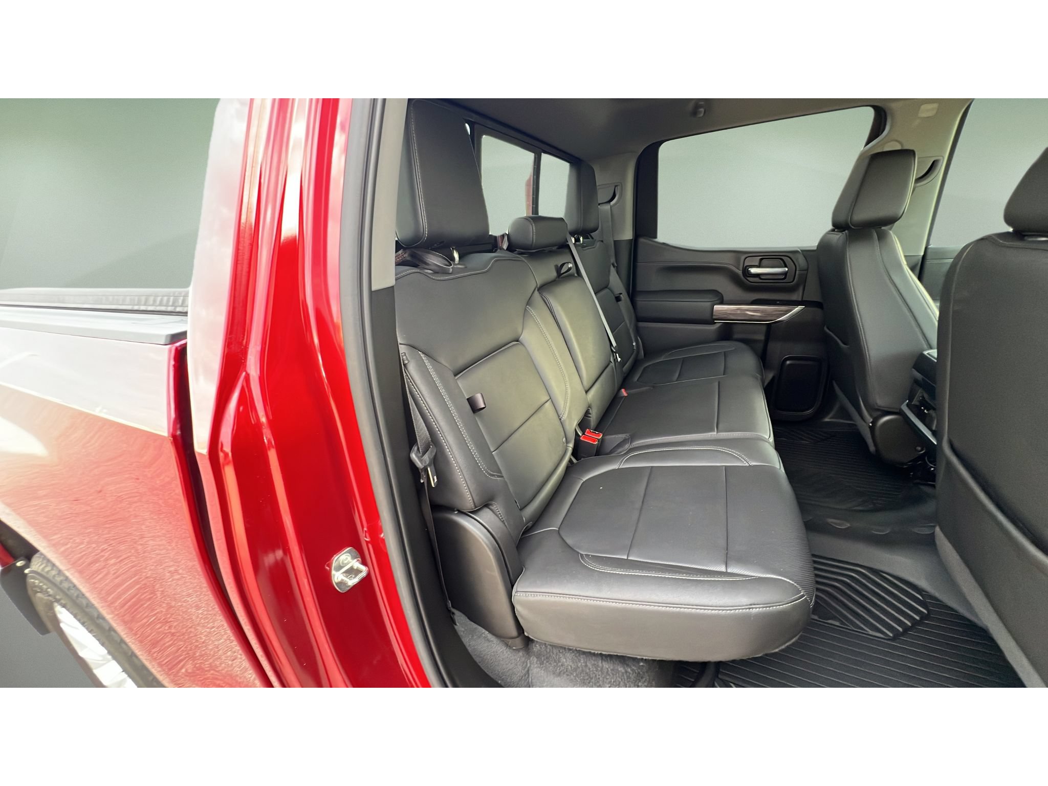 Certified 2021 Chevrolet Silverado 1500 LTZ AWD/4WD image 31