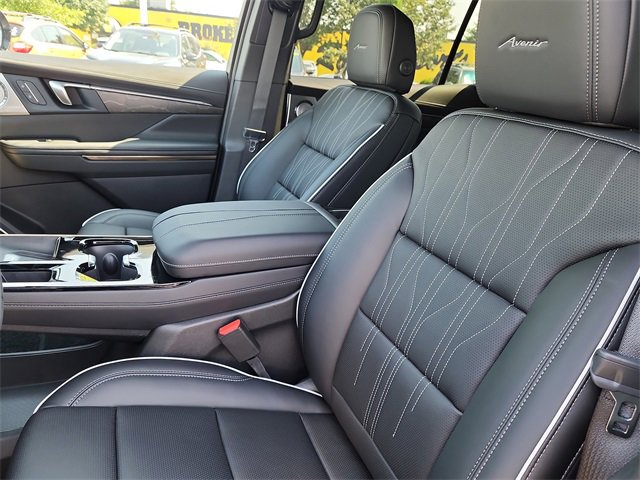 New 2026 Buick Enclave Avenir w/ Super Cruise Package image 13
