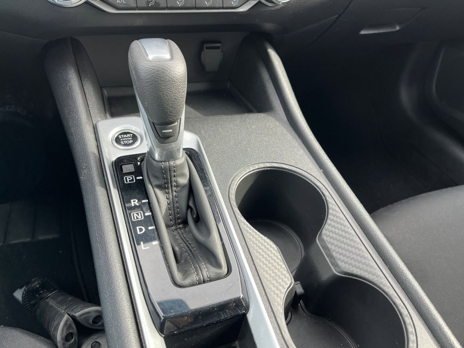 Used 2025 Nissan Altima 2.5 SV image 40