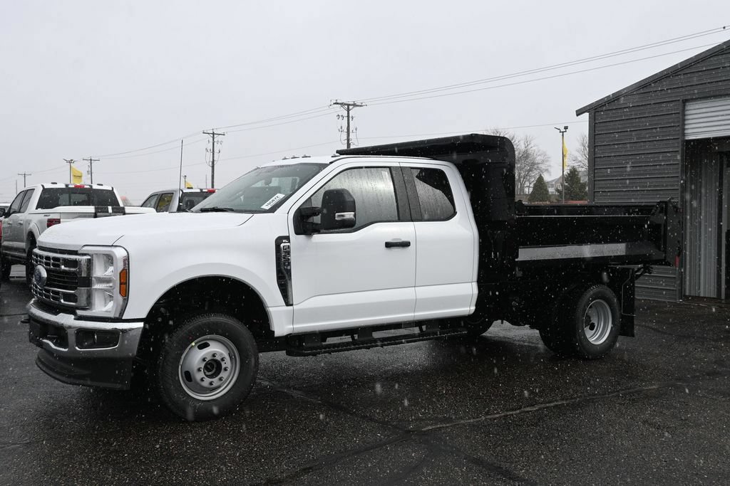 New 2026 Ford F350 XL w/ XL Chrome Package AWD/4WD image 6