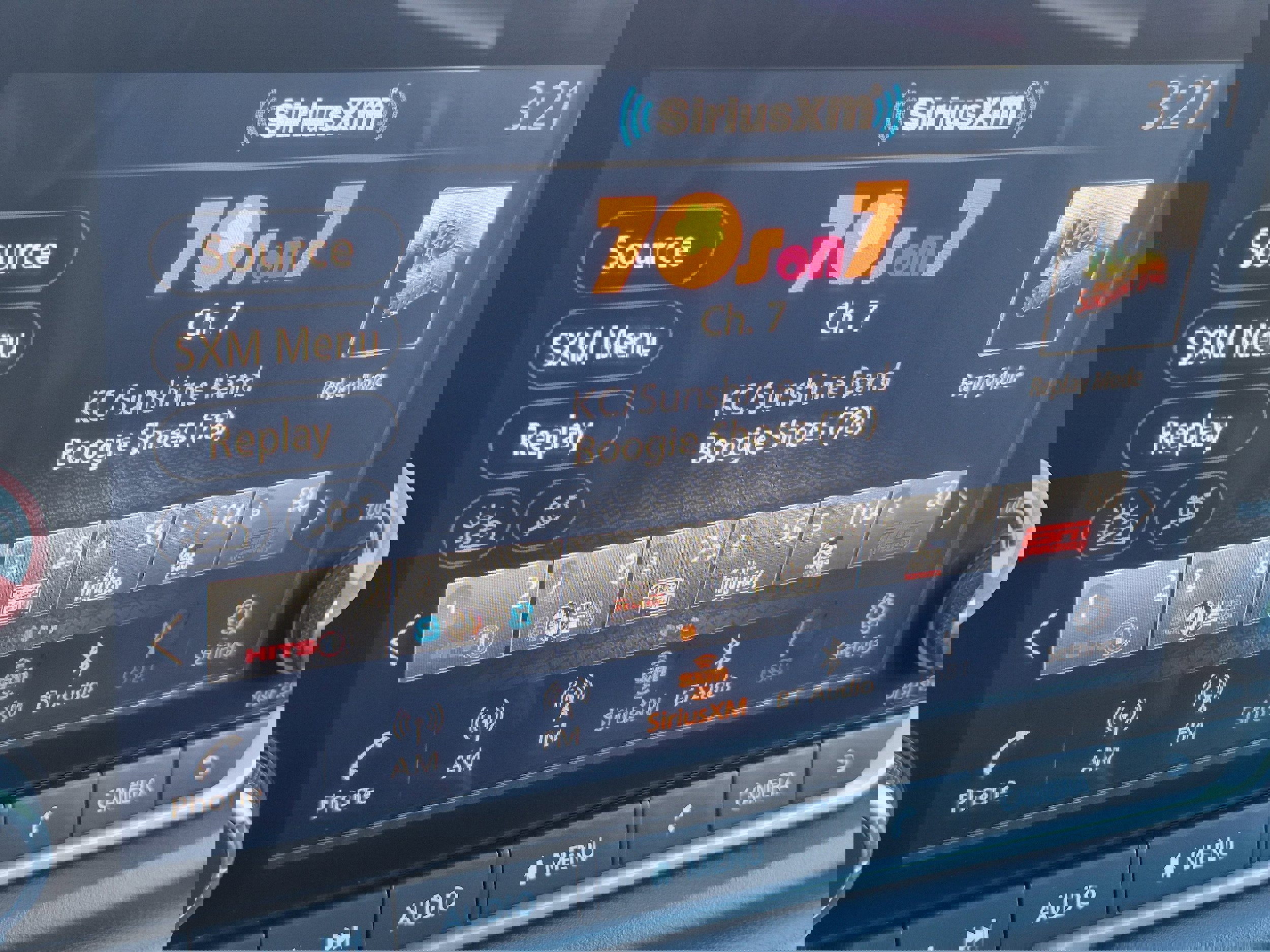 Used 2023 Nissan Rogue SV image 21