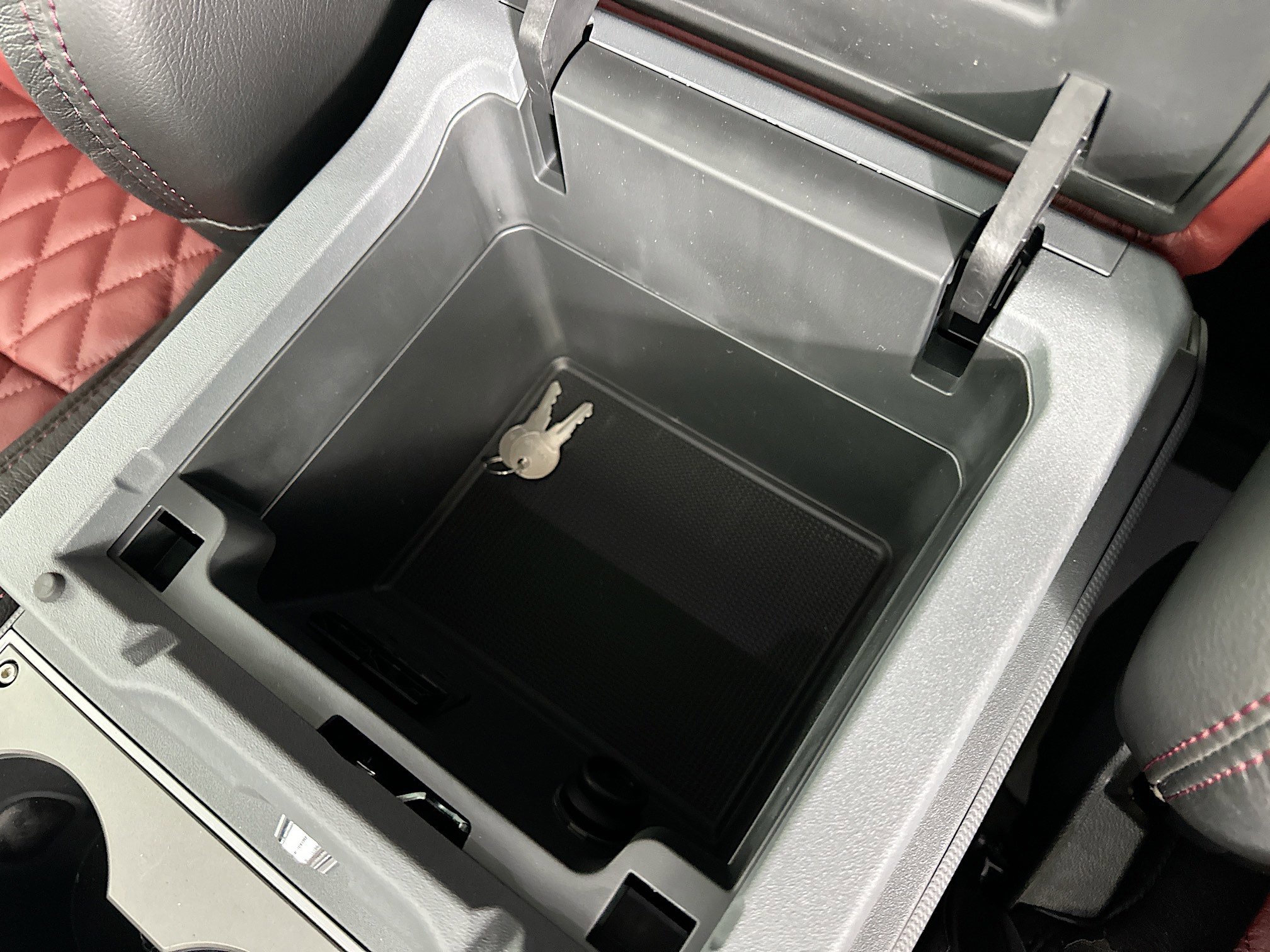 New 2024 INEOS Grenadier Fieldmaster Edition image 29