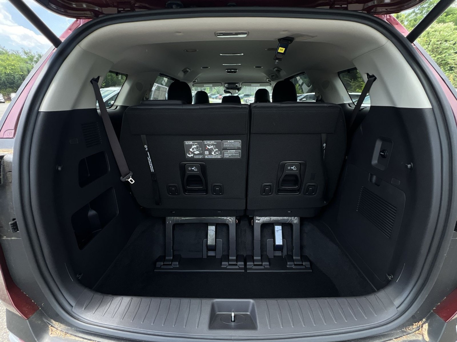 New 2026 Kia Carnival EX FWD image 43