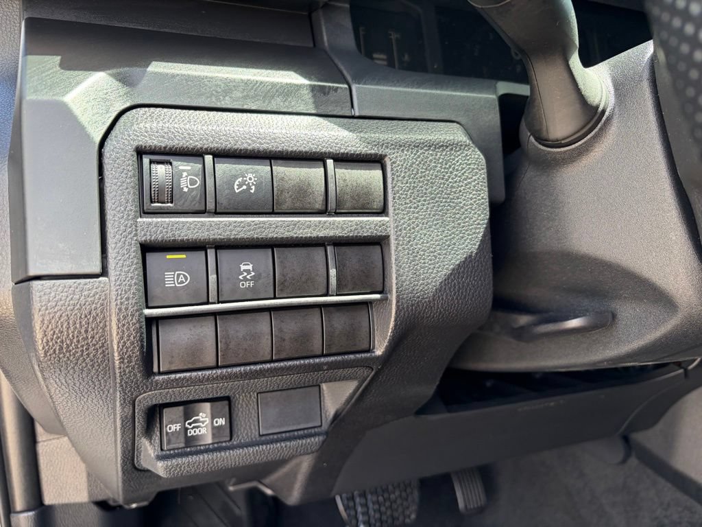 Used 2025 Toyota Tacoma SR RWD image 28