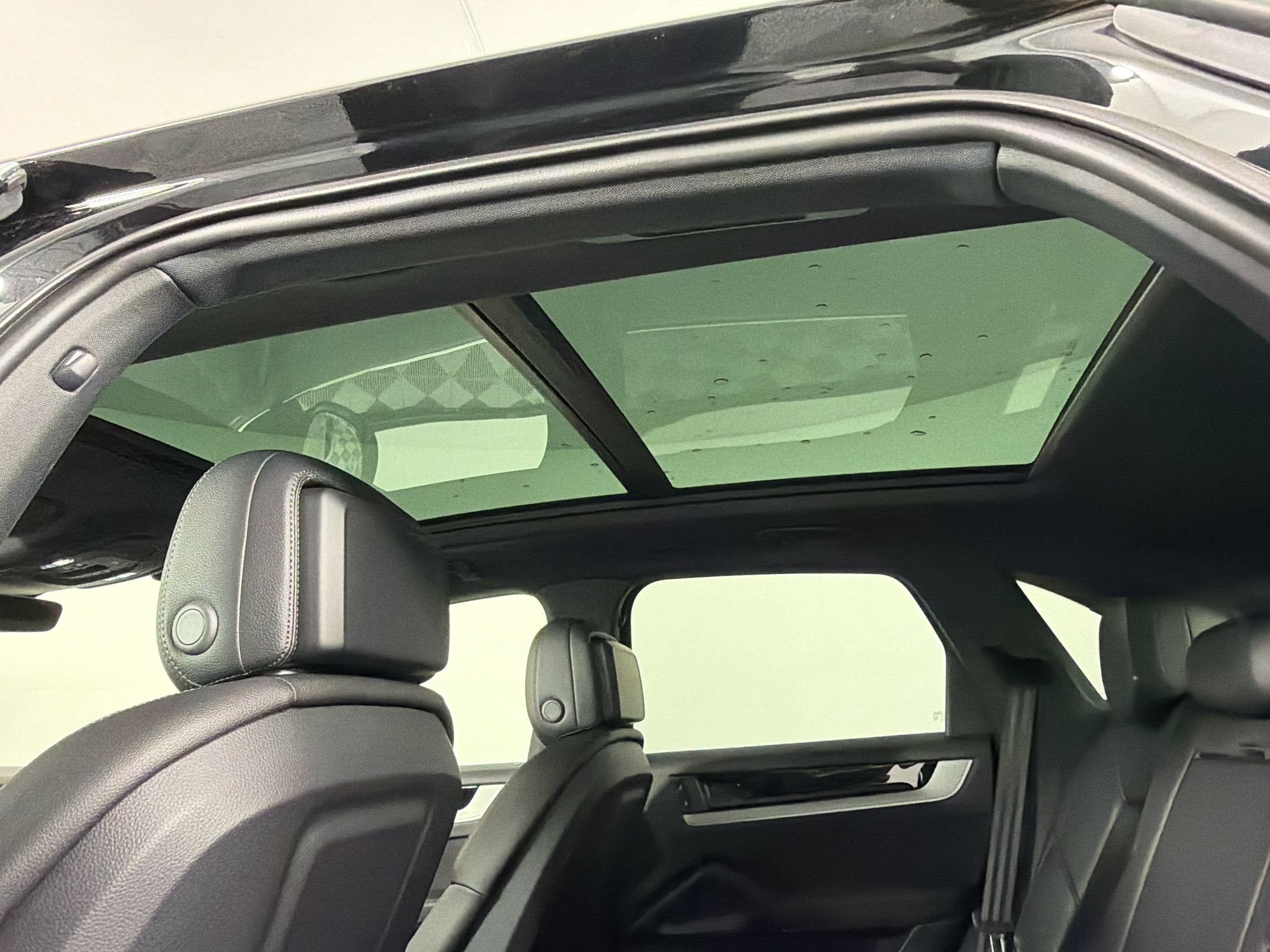 New 2026 Porsche Cayenne AWD/4WD image 15