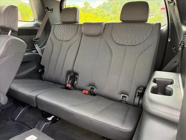 Used 2022 Hyundai Palisade SEL AWD/4WD image 11