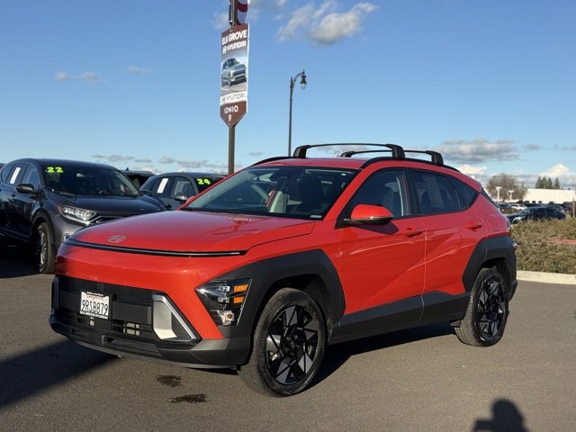 Certified 2025 Hyundai Kona SEL image 1