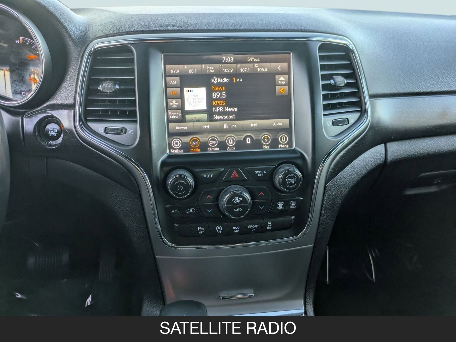 Used 2018 Jeep Grand Cherokee Laredo image 17