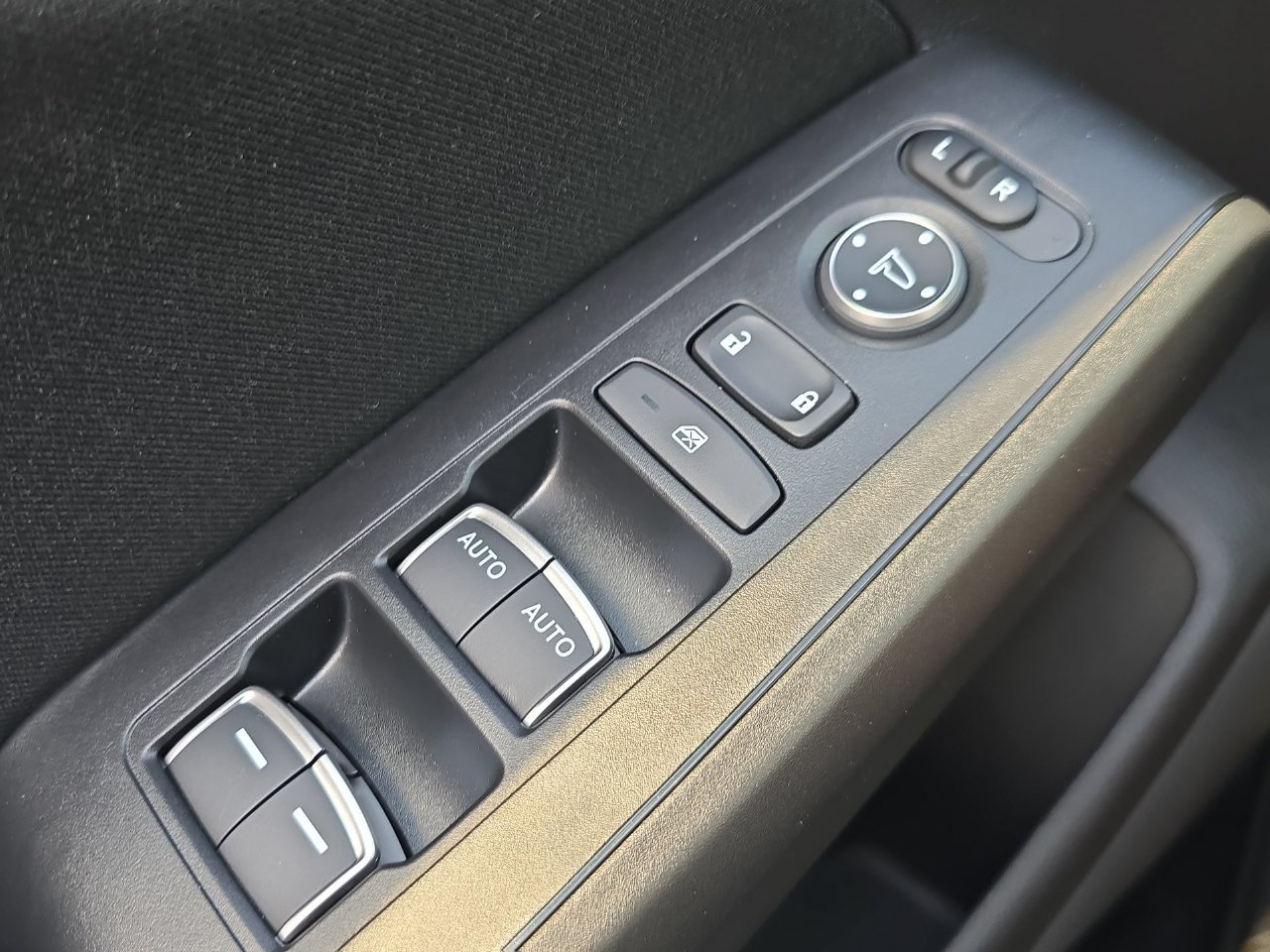 Used 2025 Honda Civic Sport image 23
