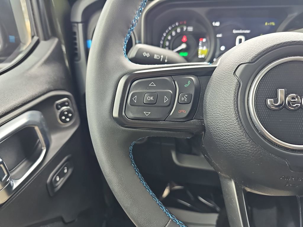 Used 2024 Jeep Wrangler Unlimited Rubicon 4xe w/ Technology Group image 20