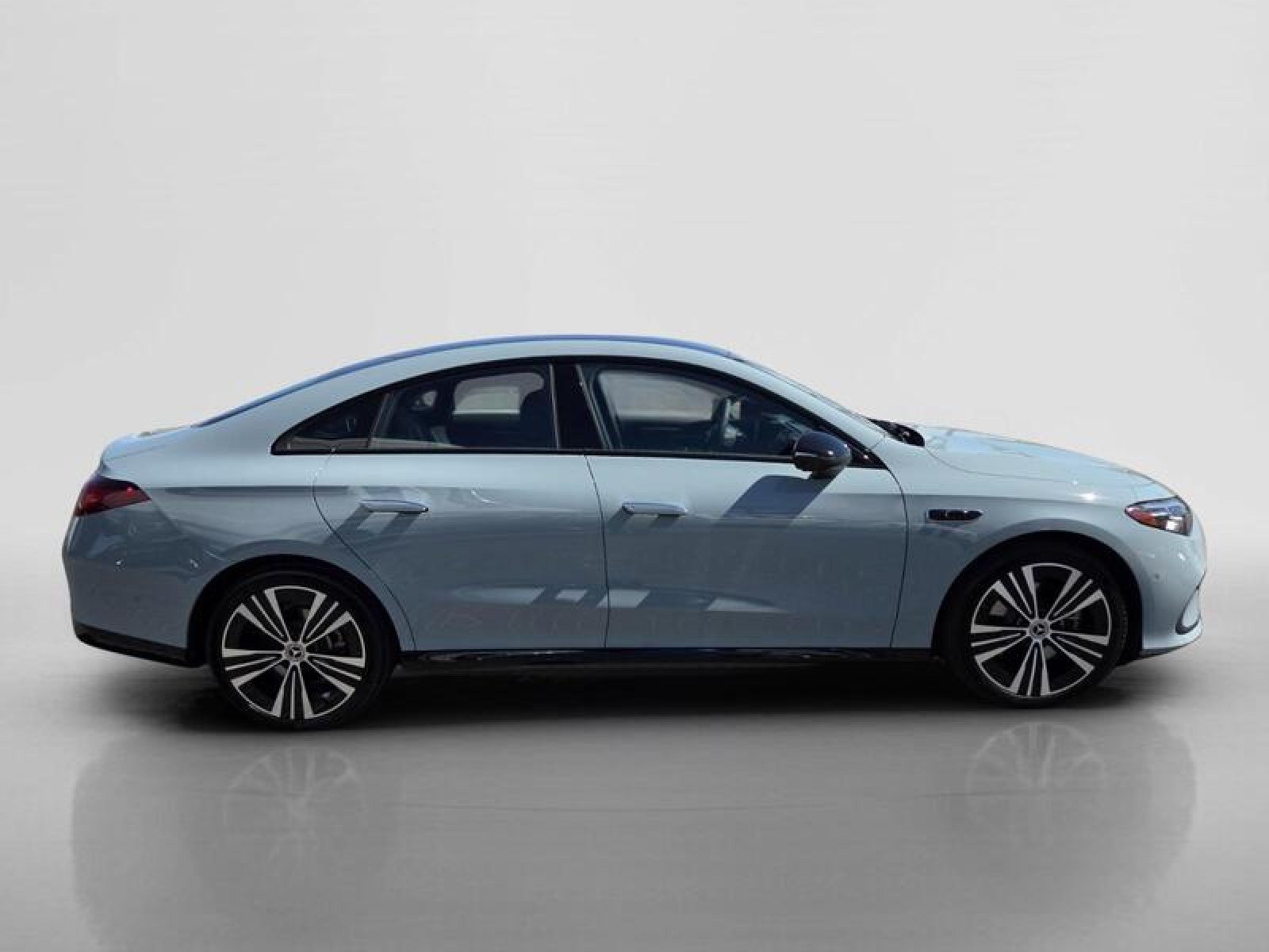 New 2027 Mercedes-Benz CLA 220 image 6