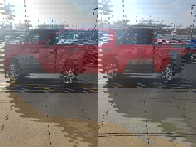 Used 2021 Chevrolet Silverado 1500 Custom image 5