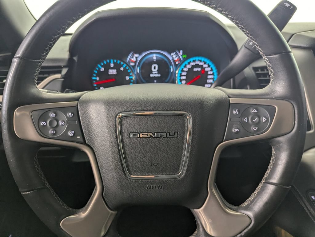 Used 2017 GMC Yukon Denali w/ Open Road Package AWD/4WD image 19