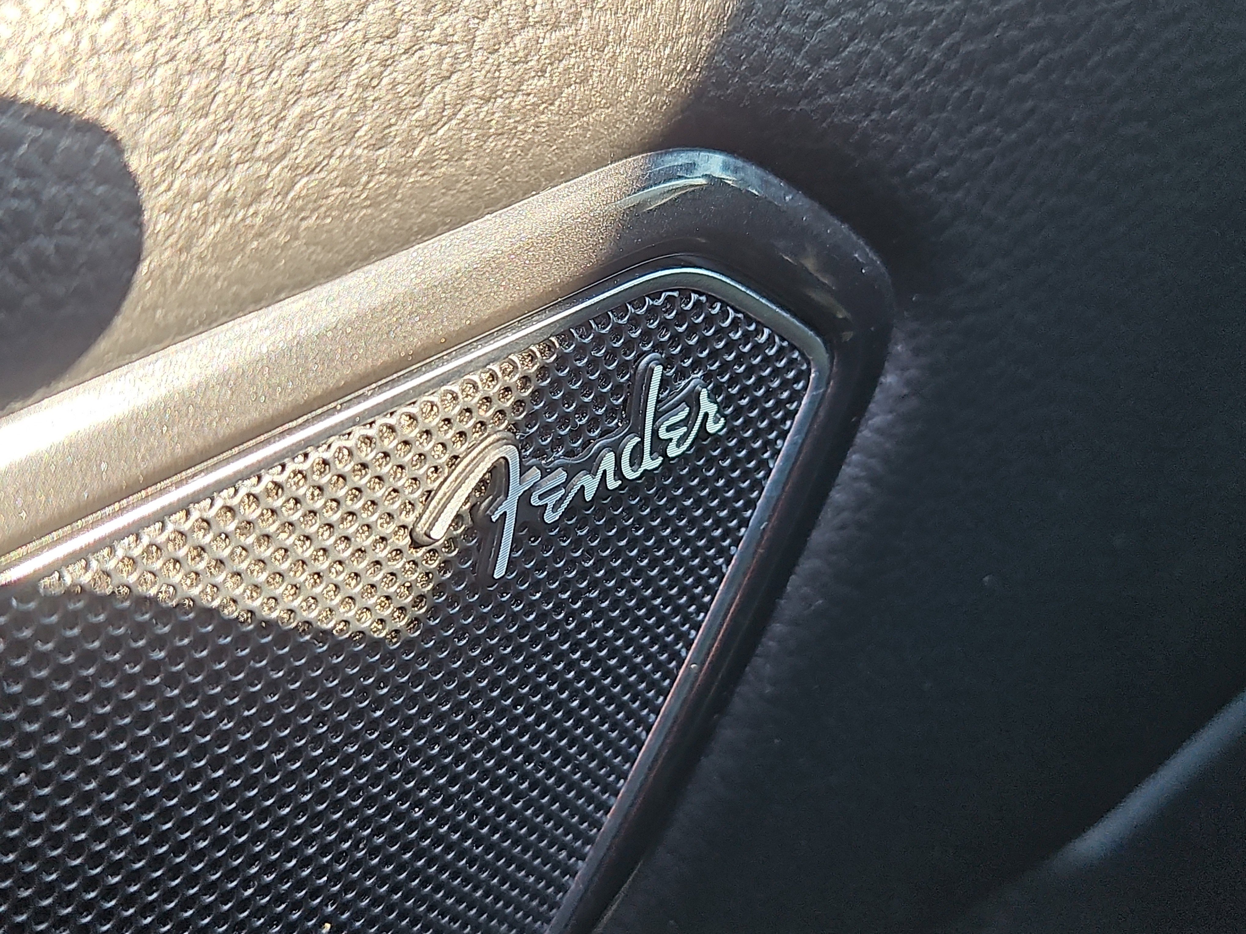 Used 2022 Volkswagen Tiguan SEL R-Line image 14