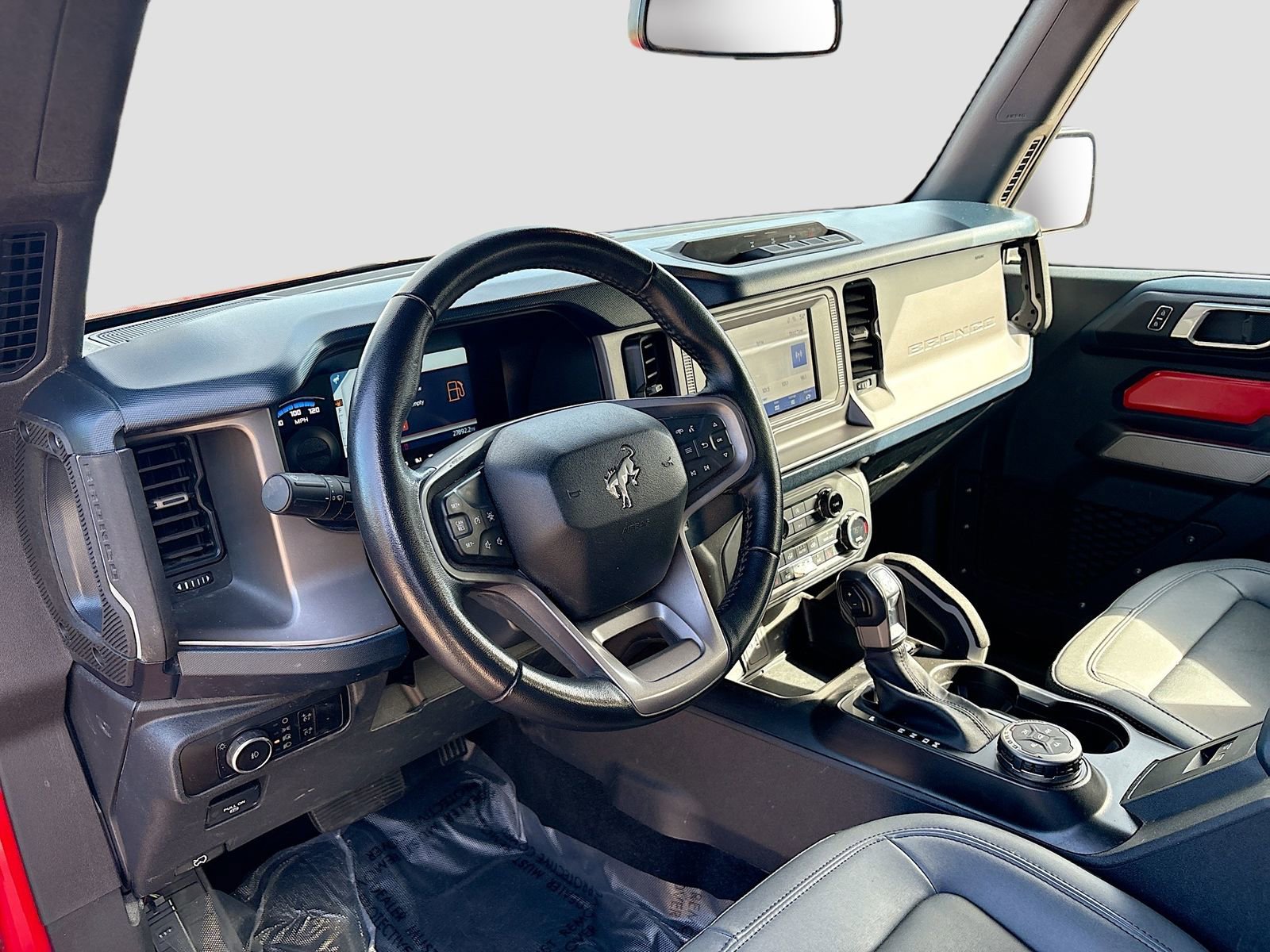 Used 2023 Ford Bronco Outer Banks AWD/4WD image 9