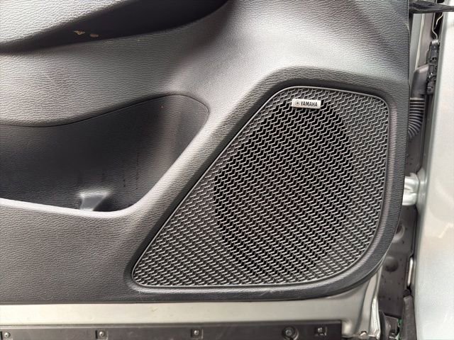 Used 2025 Mitsubishi Outlander SE image 18