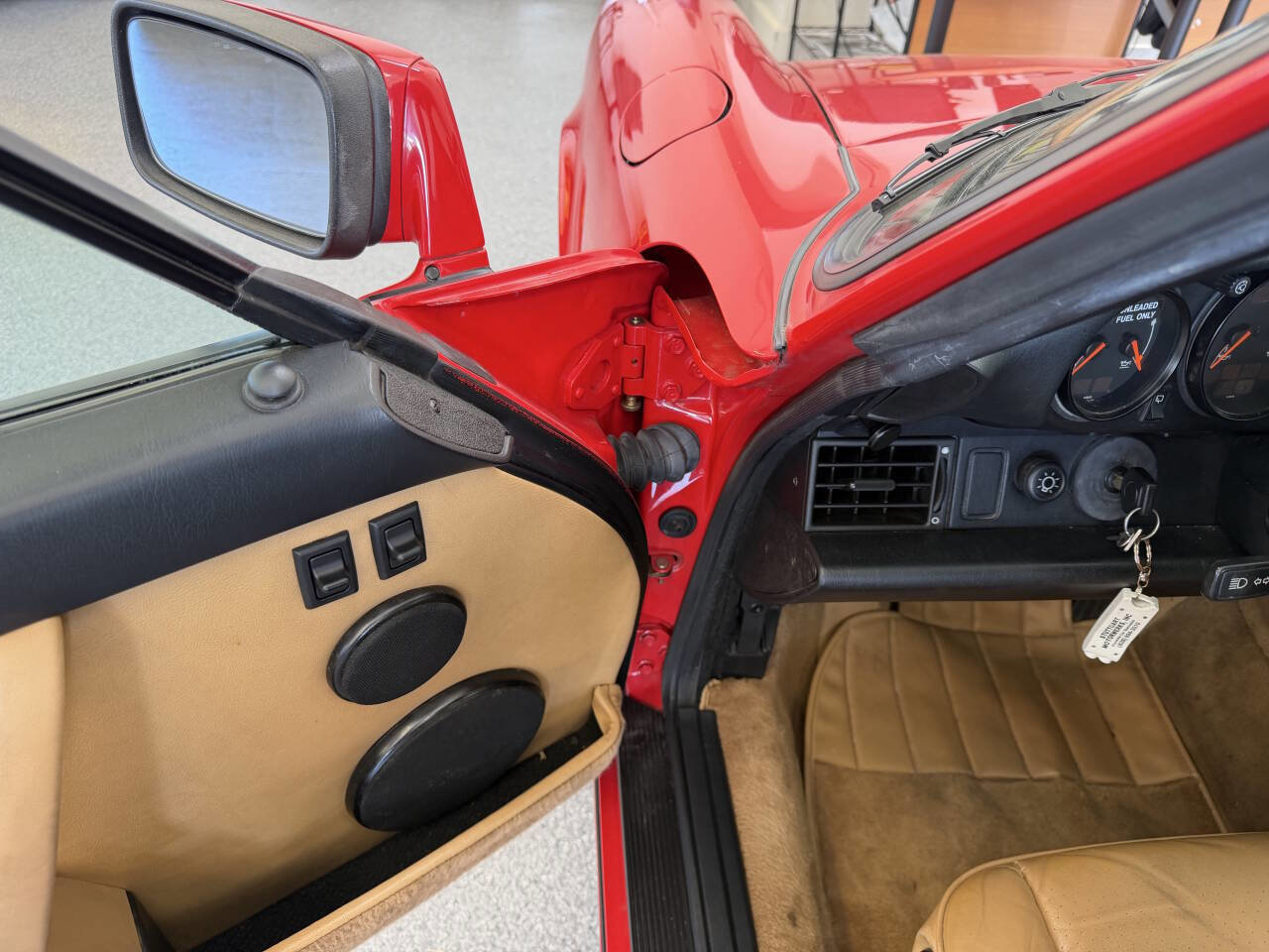 Used 1991 Porsche 911 Targa image 37