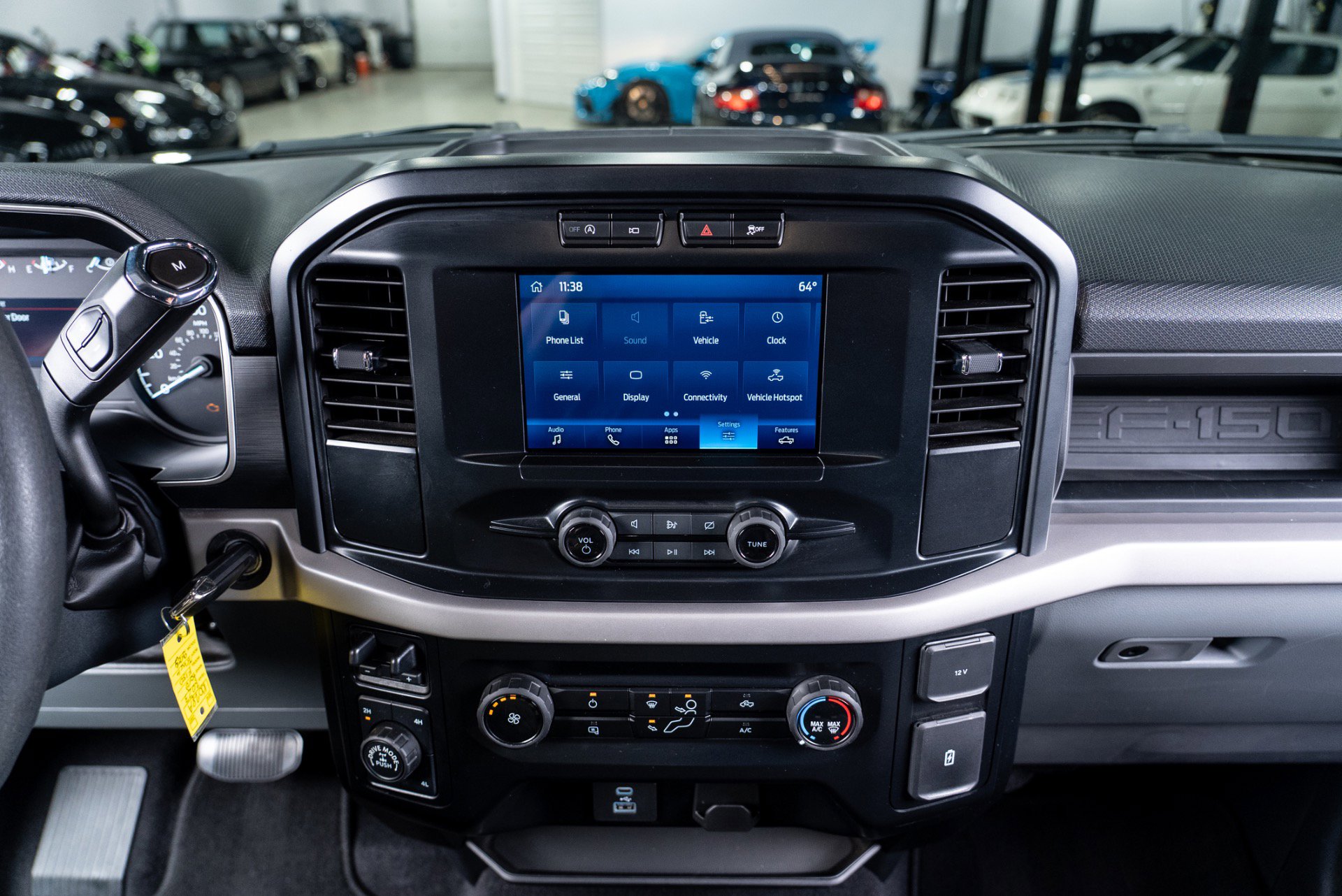 Used 2023 Ford F150 XL w/ Trailer Tow Package image 60