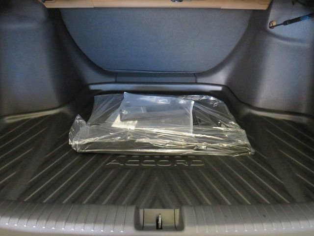 New 2025 Honda Accord LX image 9