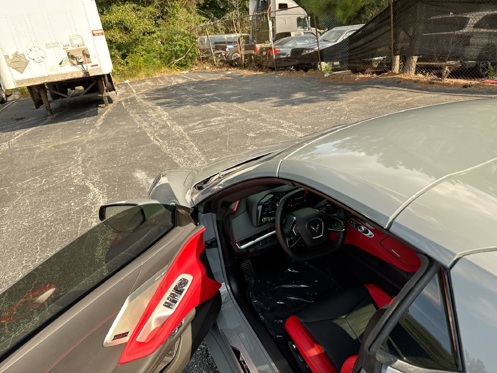 Used 2025 Chevrolet Corvette Stingray Preferred Conv w/ Z51 Performance Package RWD image 30
