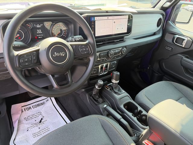 Used 2026 Jeep Wrangler Sport AWD/4WD image 10