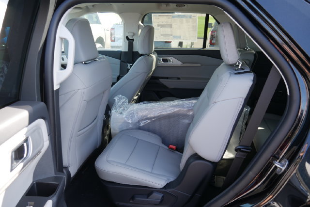New 2026 Ford Explorer Active w/ Active Comfort Package AWD/4WD image 24