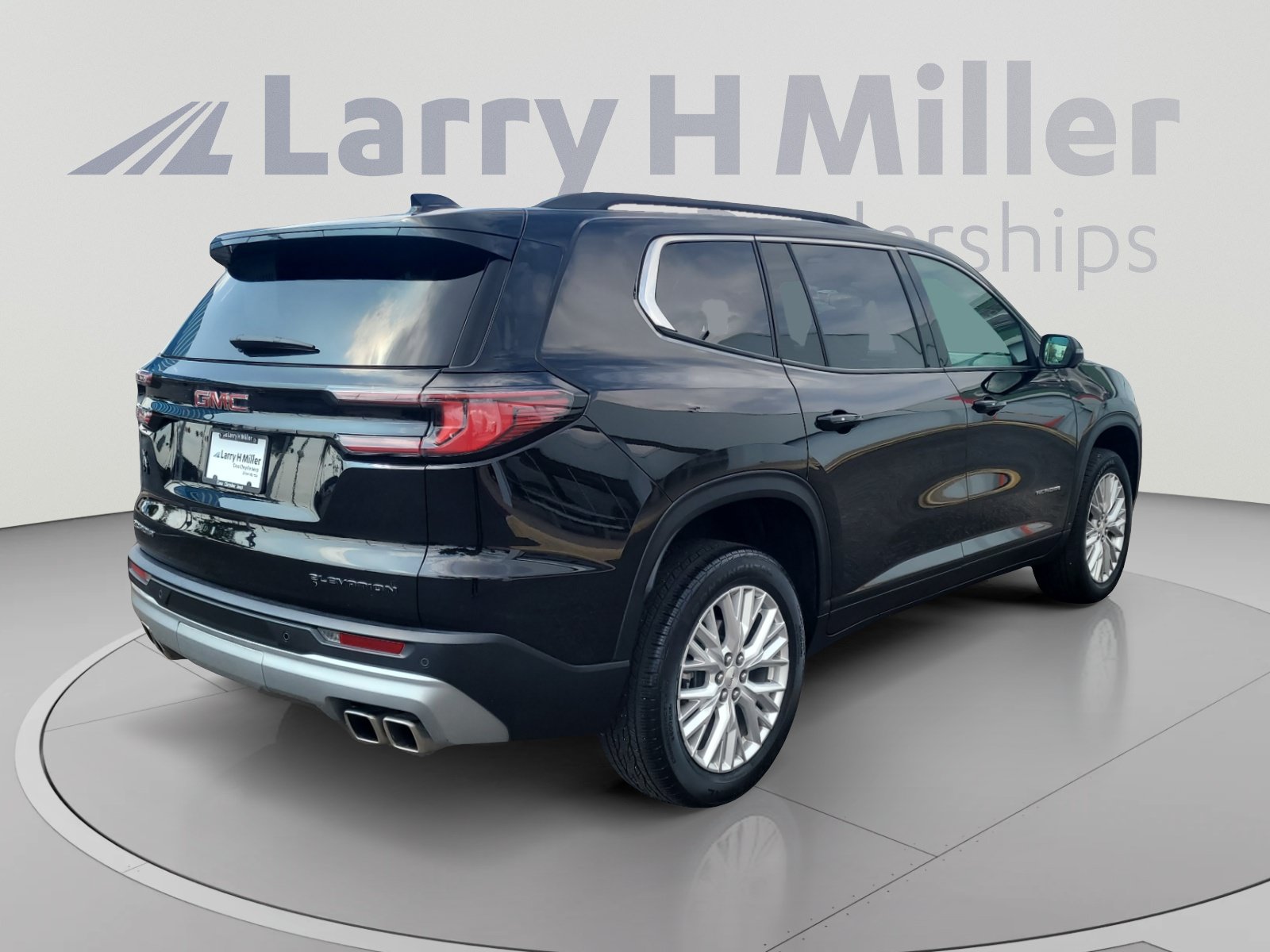 Used 2024 GMC Acadia Elevation FWD image 5