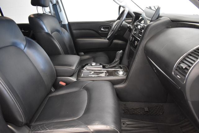 Used 2022 INFINITI QX80 Luxe w/ Cargo Package AWD/4WD image 19