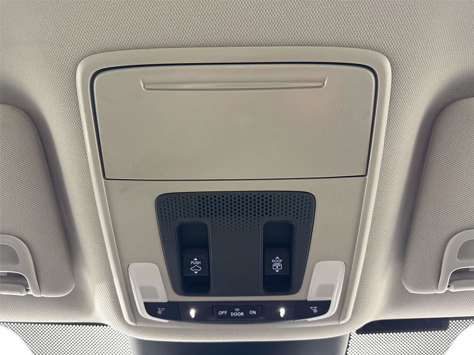 Used 2023 Honda Pilot Elite image 24