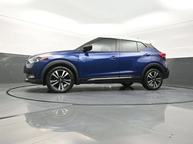 Used 2020 Nissan Kicks SR FWD image 25