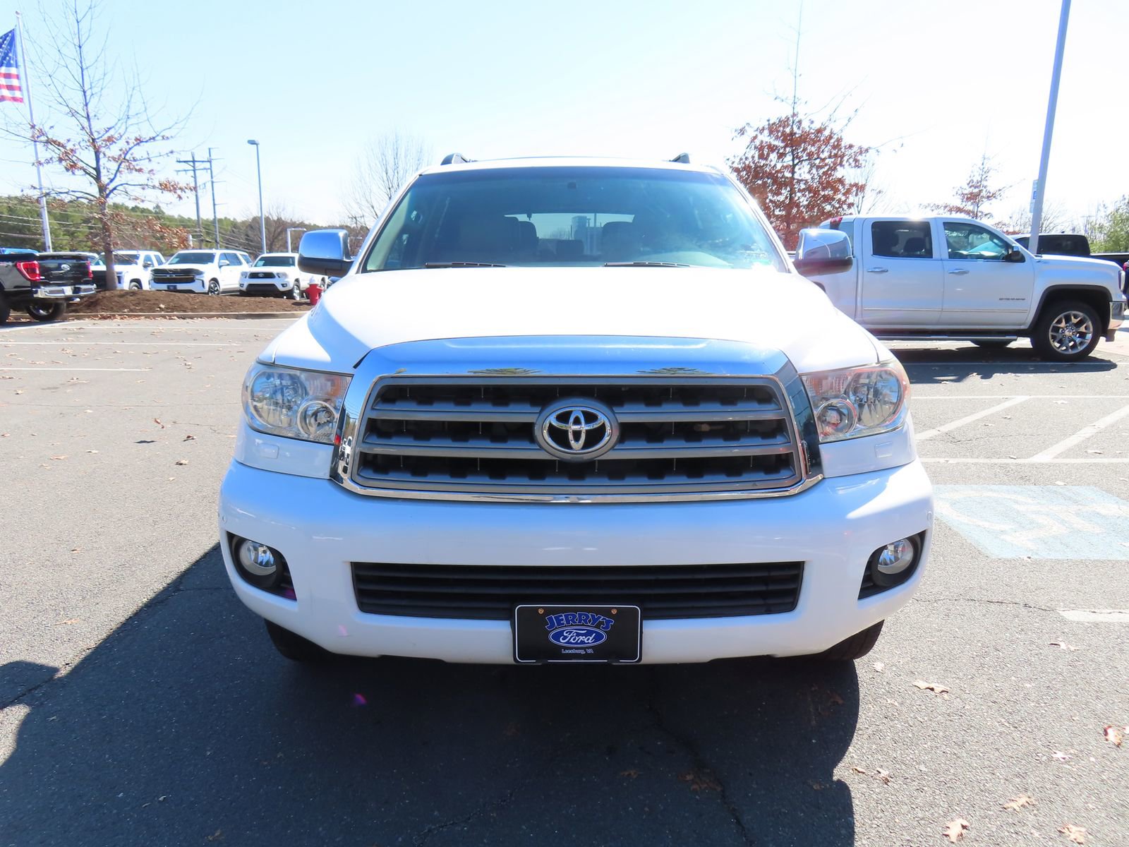 Used 2015 Toyota Sequoia Limited image 2