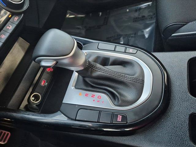 Used 2022 Kia Forte GT-Line w/ GT-Line Technology Package FWD image 12