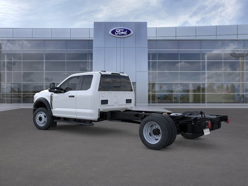 New 2026 Ford F450 XL w/ XL Chrome Package image 4